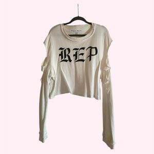 Taylor Swift Cropped ‘reputation’ Sweater